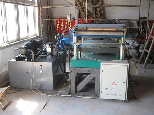 山東省齊全對(duì)聯(lián)印刷廠(chǎng)轉(zhuǎn)讓全自動(dòng)燙金機(jī)及對(duì)聯(lián)福字生產(chǎn)技術(shù)